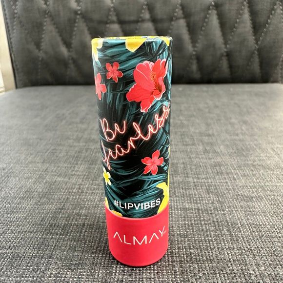 Almay Lip Vibes Hypoallergenic Cream Lipstick with Shea Butter Shade Be Fearless - Picture 4 of 6